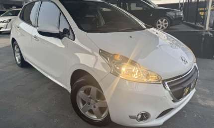 208 active/active pack 1.5 flex 8v 5p
