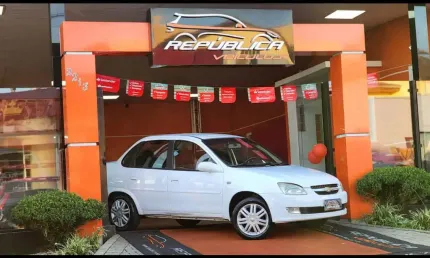 Chevrolet classic ls 2012