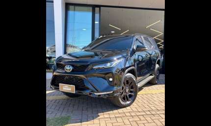 Toyota hilux sw4 srx plat. 4x4 2.8 tb die. aut.