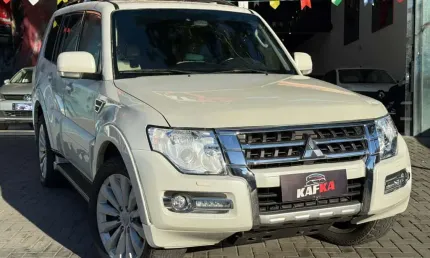 Mitsubishi pajero hpe 3.2 4x4 t.i. dies. 5p aut.