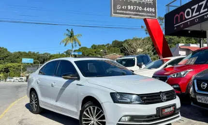 Volkswagen jetta highline 2.0 tsi 16v 4p tiptronic