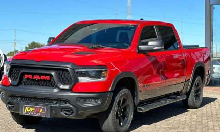 Ram 1500 rebel hemi 5.7 - vermelha - 2022/2022