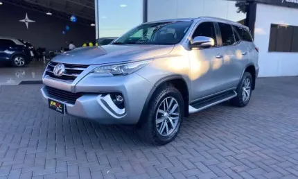 Toyota hilux sw4 srx - prata - 2018/2018
