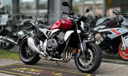 Honda cb 1000 r - vermelha - 2022/2022