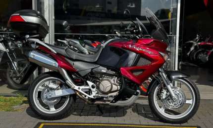 Honda xl 1000v  - vermelha - 2007/2007