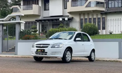 Chevrolet celta spirit 1.0l lt - branca - 2014/2015