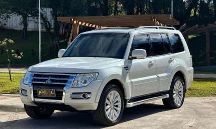 Mitsubishi pajero hpe full 3.2 4x4 t.i.dies. 5p aut  - branca - 2014/2015