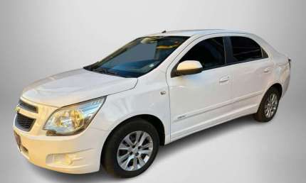 Chevrolet cobalt 1.4 ls - branca - 2013/2014