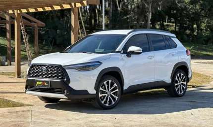 Toyota corolla cross xre 2.0 - branca - 2022/2023