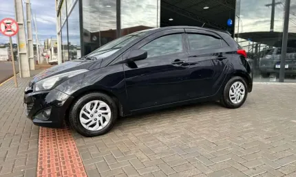 Hyundai hb20 comfort - preta - 2013/2014