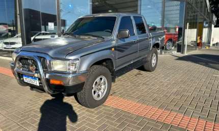 Toyota hilux sr 4x4 3.0 turbo diesel  - prata - 2002/2002