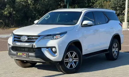 Toyota hilux sw4 sr - branca - 2017/2017