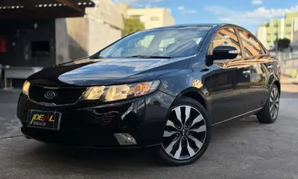 Kia cerato 1.6 - preta - 2010/2011
