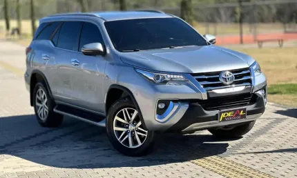 Toyota hilux sw4 srx 4x4 2.8 tdi 16v dies. aut.  - prata - 2018/2019
