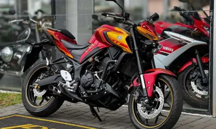 Yamaha mt-03 homem de ferro  - vermelha - 2021/2022