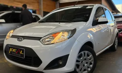 Ford fiesta 1.6  - branca - 2013/2014