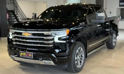 Chevrolet silverado high country  - preta - 2023/2024