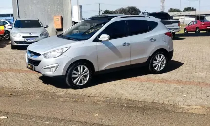 Hyundai ix35 2.0 - prata - 2011/2012