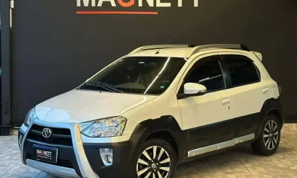 Toyota etios 1.5 cross flex 2016
