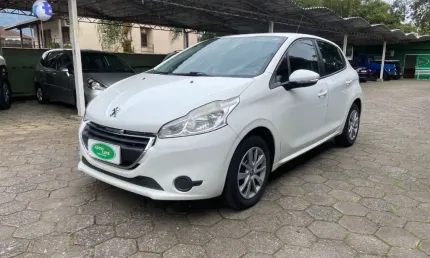 Peugeot 208 active 2015 km baixa!