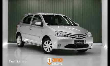 Toyota etios hb x 2016