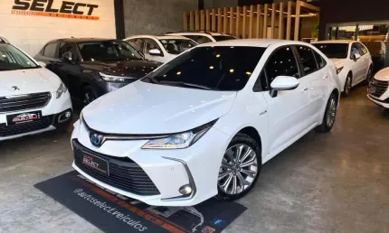 Toyota corolla altis hv 2022
