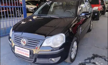 Volkswagen polo sedan 1.6 2010