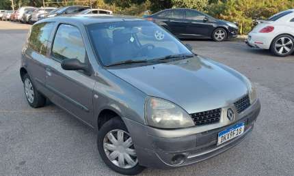 Clio authentique 1.0 2005