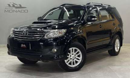Toyota hiluxsw4 srv4x4 2013