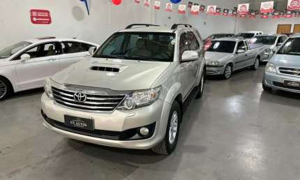 Toyota hilux sw4 srv 4x4 2015