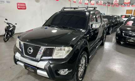 Nissan frontier sl 4x4 2013