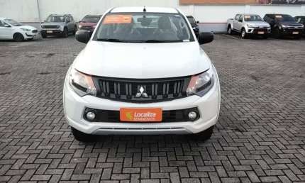 Mitsubishi l200 triton 2023 2.4 16v turbo diesel gl cd 4x4 manual