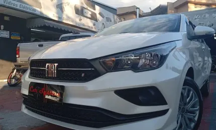 Fiat cronos 1.3 completo pouco rodado