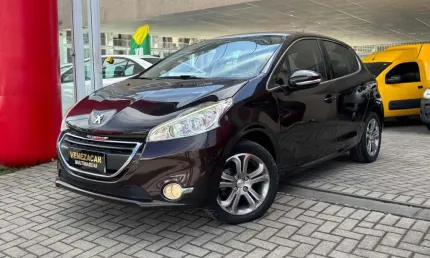 Peugeot 208 griffe a 2016