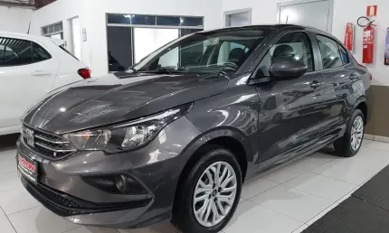 Fiat cronos 1.3 8v drive firefly flex ano 2024 ipva 2025 pago completo 