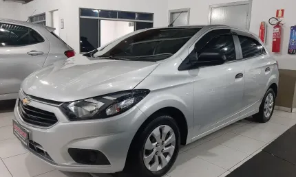 Onix joy 1.0 8v flex manual 6 marchas ano 2020 completo 