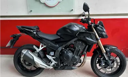 Honda cb 500f 2023
