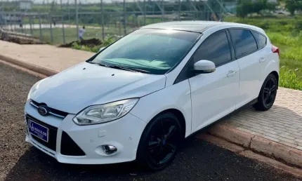 Focus hatch