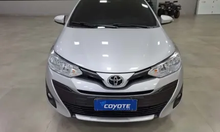 Toyota yaris sedan 1.5 16v 4p flex xs connect multidrive automático cvt