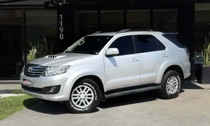 Toyota hilux sw4 2015 3.0 srv 4x4 16v turbo intercooler diesel 4p automático