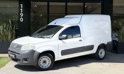 Fiat fiorino 2021 1.4 mpi furgão hard working 8v flex 2p manual