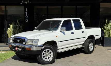 Toyota hilux 2005 3.0 sr 4x4 cd 8v diesel 4p manual