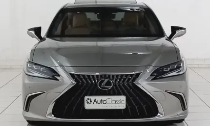 Lexus es300h luxury 2023