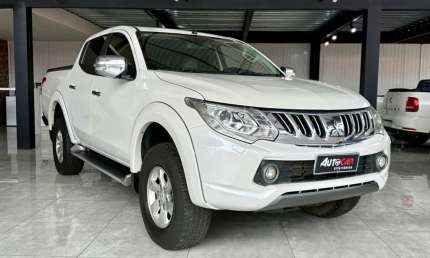 Mitsubishi l200 triton mitsubishi mmc/triton sport hpe top - branca - 2017/2017