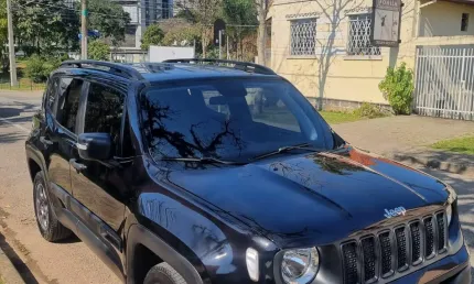 Jeep renegade 21/21 ótimo estado. pra vender mesmo. preto