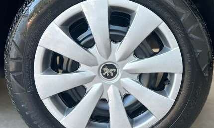 Peugeot 207 2010 1.4 xr sport sw 8v flex 4p manual