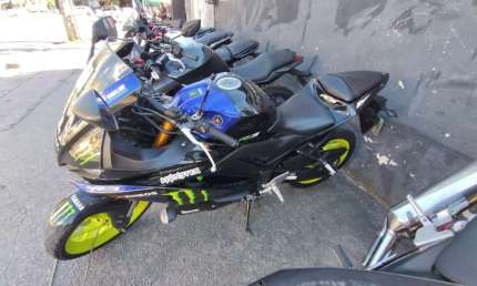 Yamaha yzf r-3 321 2020