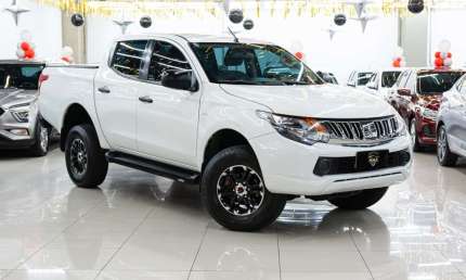 Mitsubishi l200 triton 2022 2.4 16v turbo diesel gl cd 4x4 manual