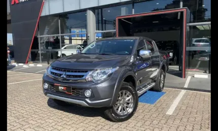 Mitsubishi l200 triton 2.4 16v turbo diesel sport hpe-s cd 4p 4x4 automático