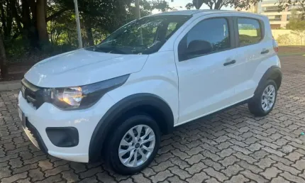 Fiat mobi 1.0 evo flex like. manual